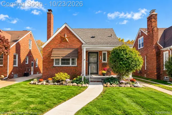 726 Mayburn ST, Dearborn, MI 48128