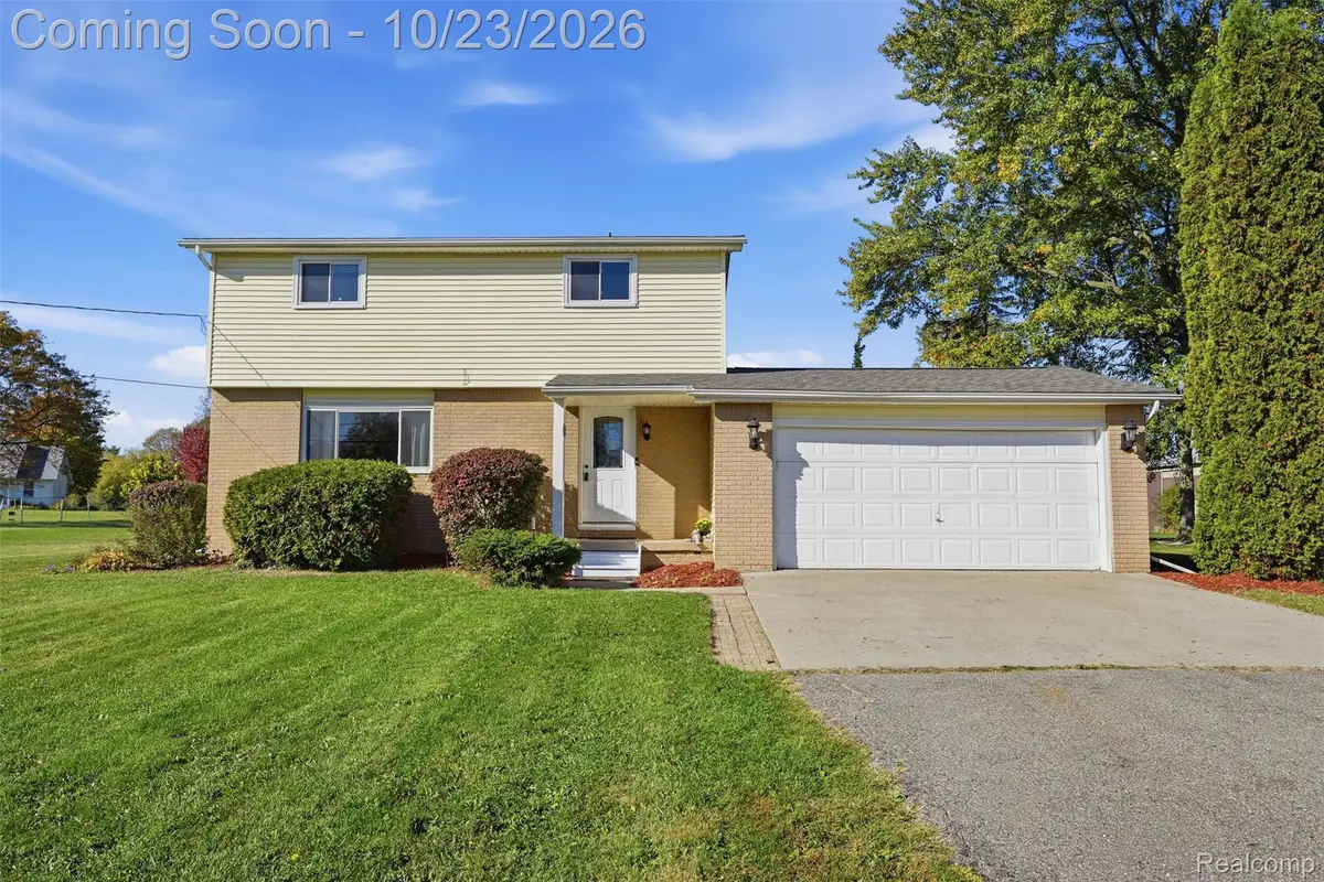 3456 S Irish RD, Davison, MI 48423 - #1