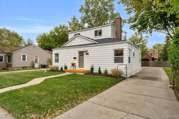 1464 Annabelle ST, Ferndale, MI 48220