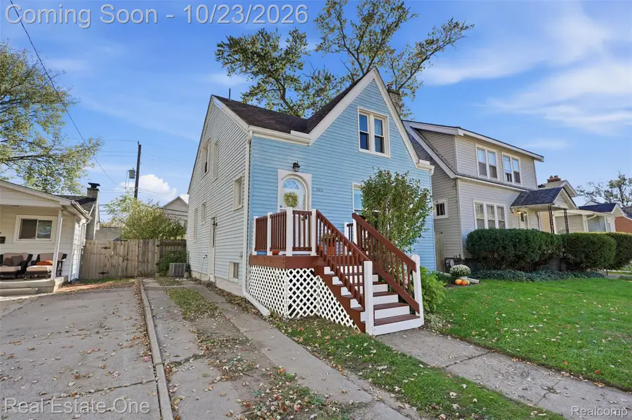 536 E Saratoga ST, Ferndale, MI 48220 - #3