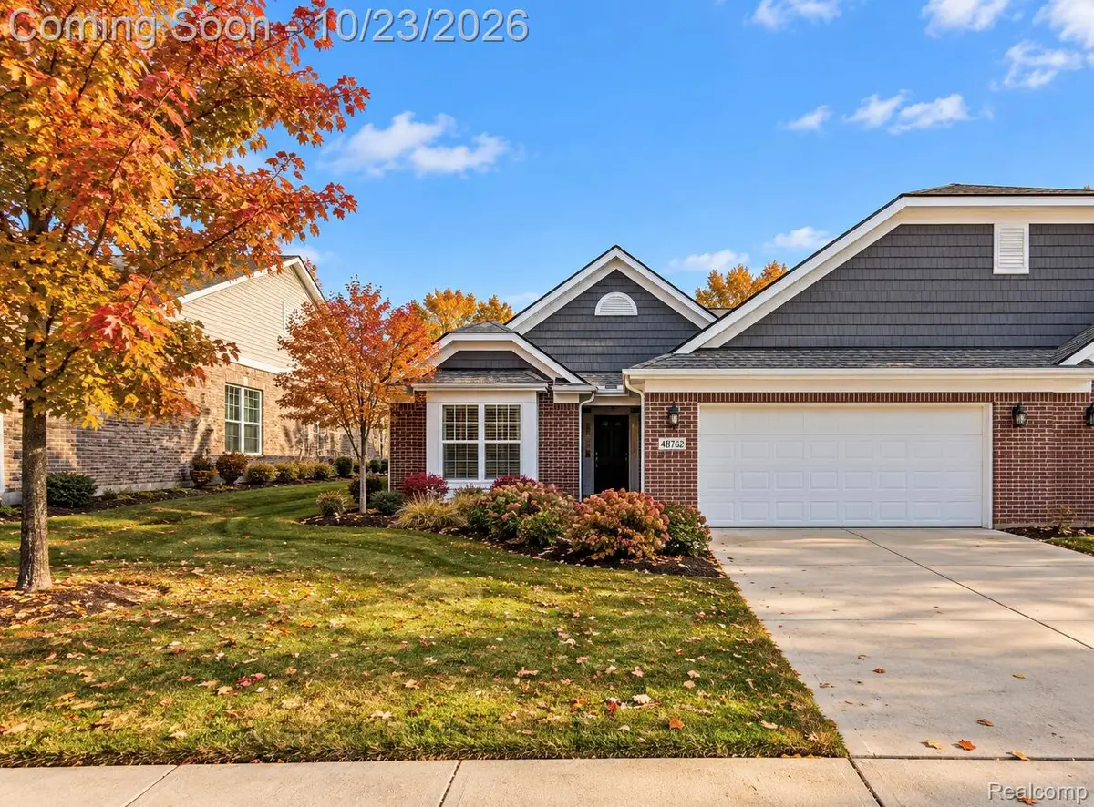 48762 Rockview RD, Novi, MI 48374 - #1