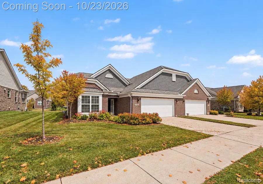 48762 Rockview RD, Novi, MI 48374 - #2
