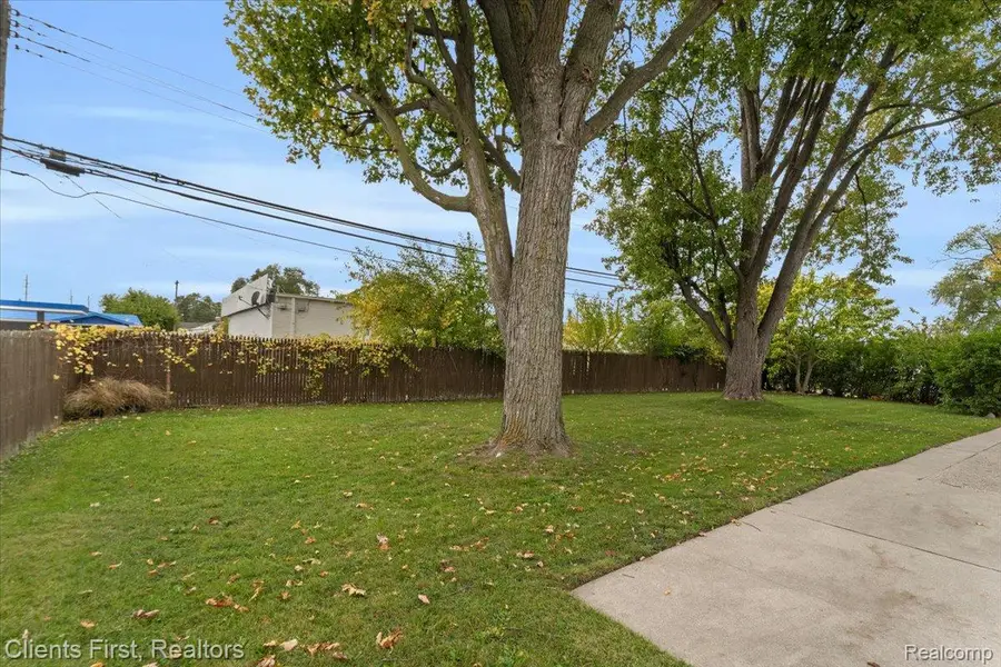 1454 Annabelle ST, Ferndale, MI 48220 - #2