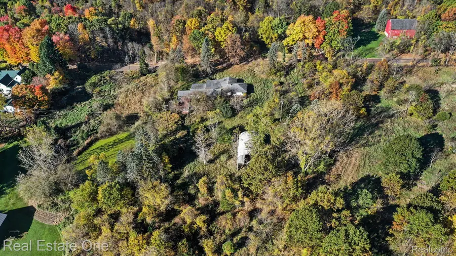 9500 Bridge Lake RD S, Clarkston, MI 48348 - #3