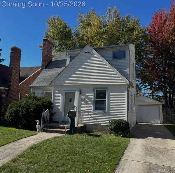 811 N Waverly ST, Dearborn, MI 48128