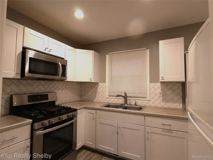 385 S Marshall ST, Pontiac, MI 48342 - #3
