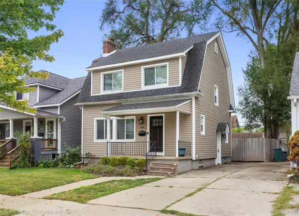 800 Jewell ST, Ferndale, MI 48220