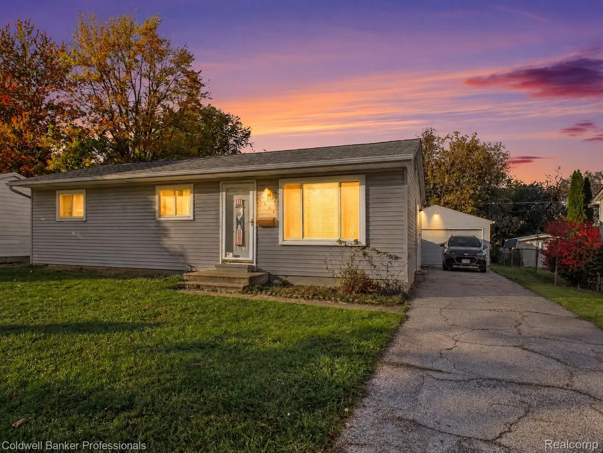 1364 2nd ST, Lapeer, MI 48446 - #1
