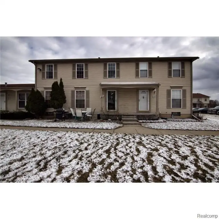 35273 Terrybrook DR, Sterling Heights, MI 48312 - #1