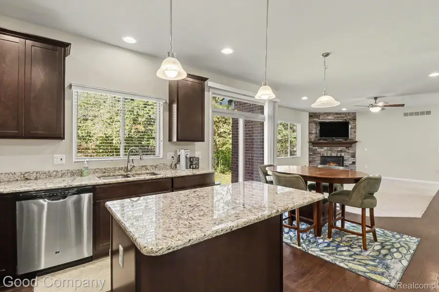 790 Heather CT, Oxford, MI 48371 - #3