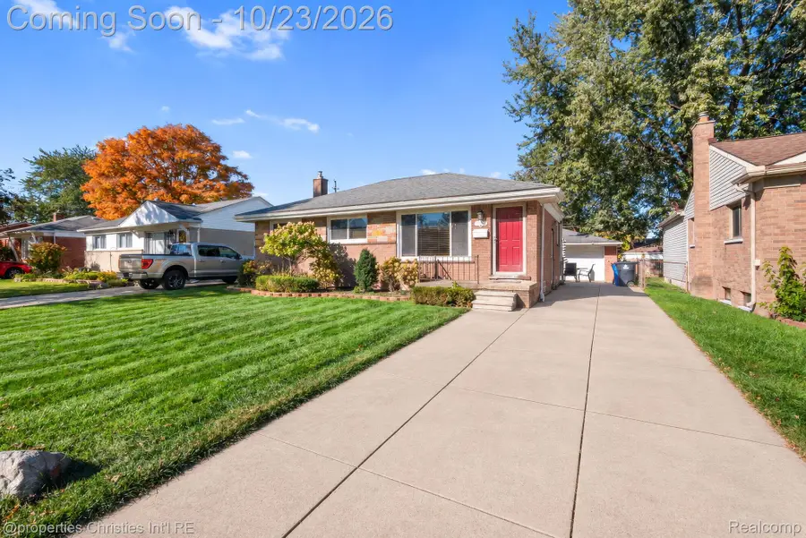 32668 Avondale ST, Westland, MI 48186 - #3
