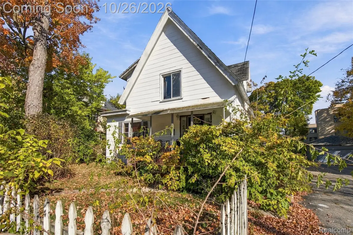 823 Avon ST, Flint, MI 48503 - #1