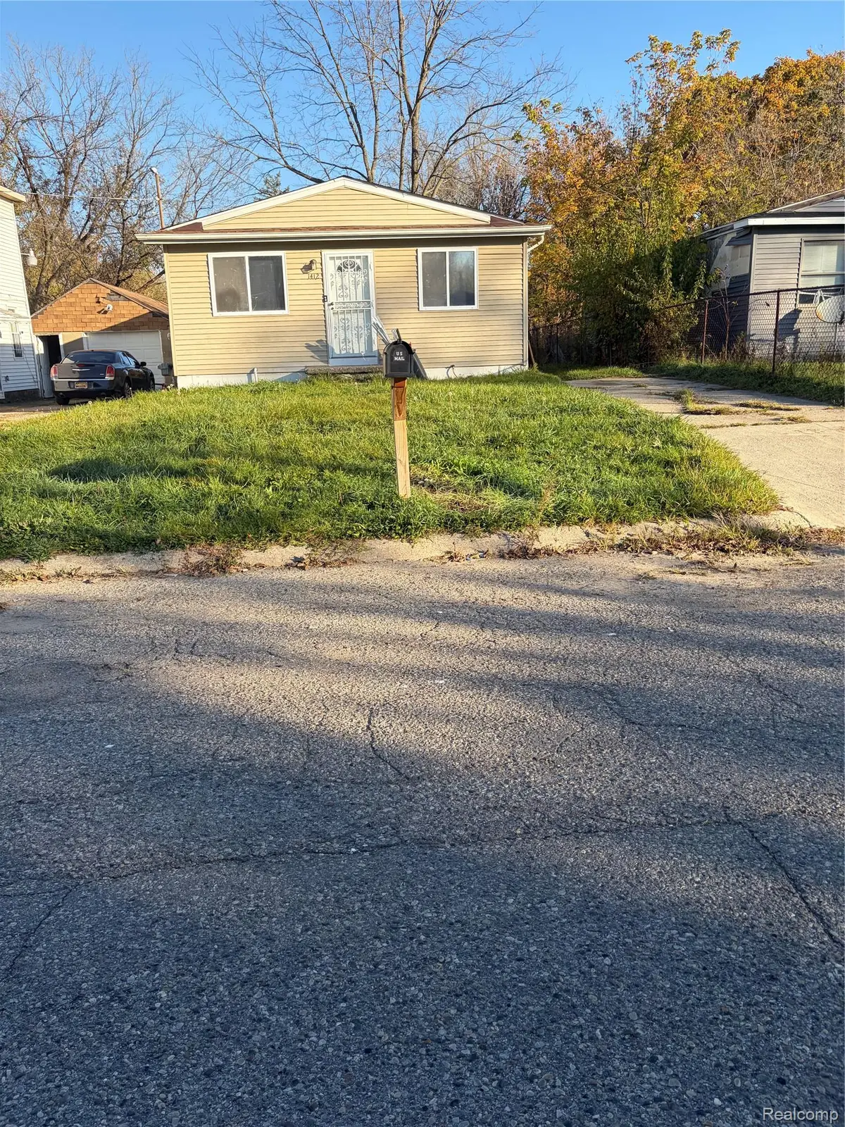 1412 Tremont AVE, Flint, MI 48505 - #1