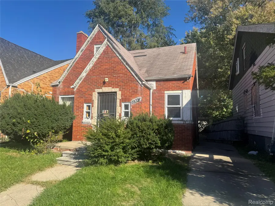 19328 Cliff ST, Detroit, MI 48234 - #2