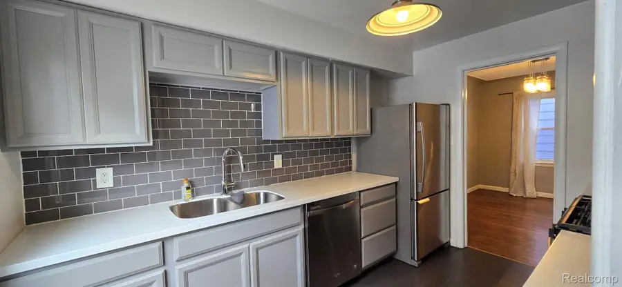 375 W Webster ST, Ferndale, MI 48220 - #2