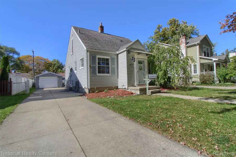 2463 Cummings AVE, Berkley, MI 48072 - #2