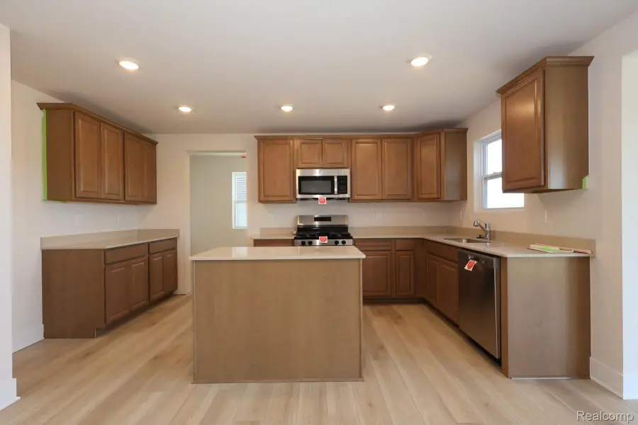 631 Harvest WAY, Chelsea, MI 48118 - #2