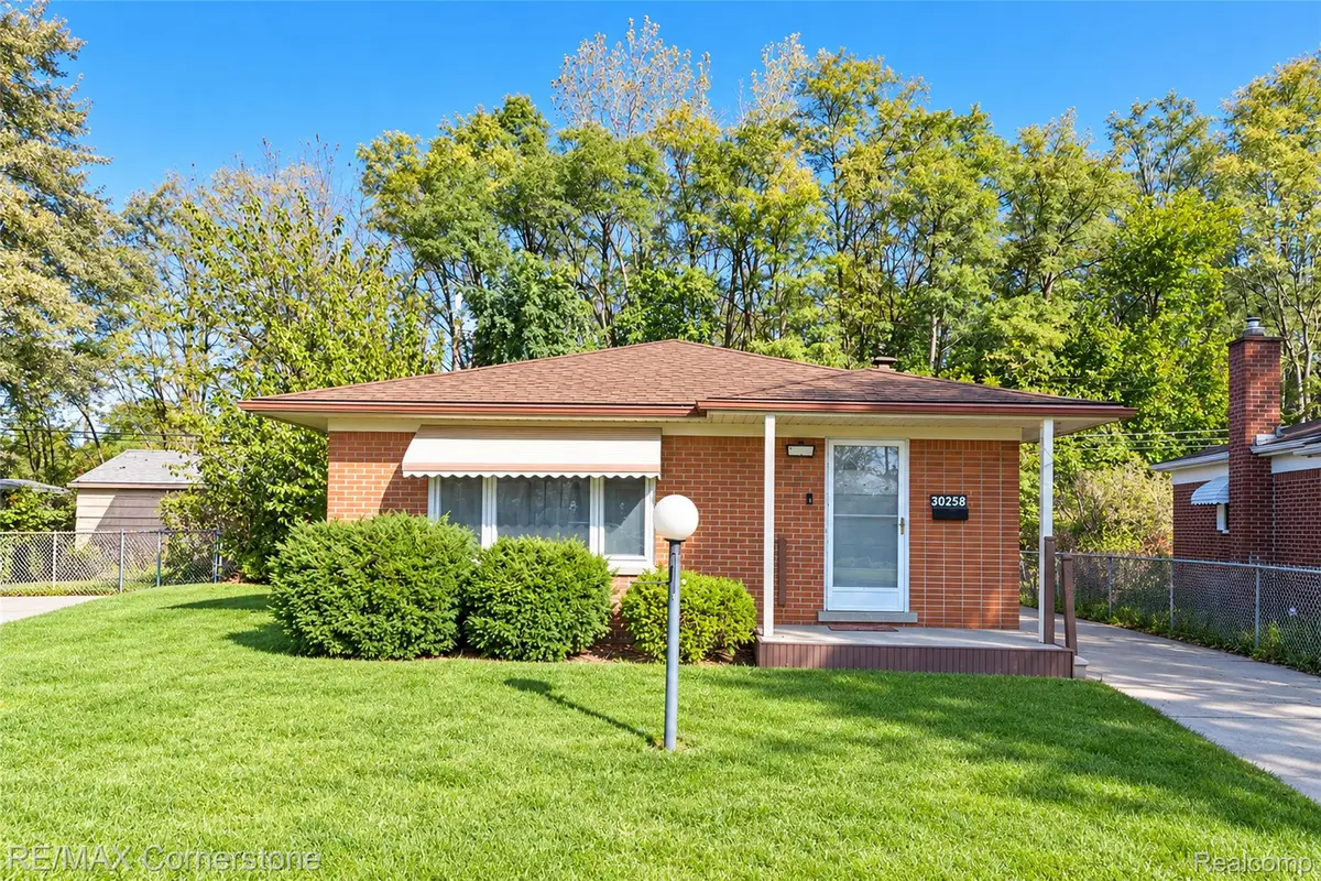 30258 Hanover BLVD, Westland, MI 48186 - #1