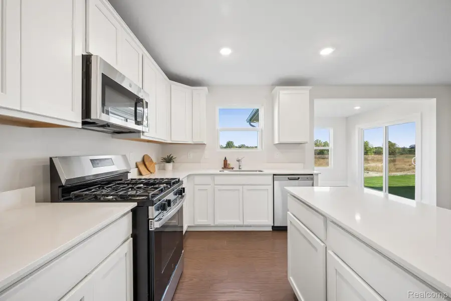 643 Harvest WAY, Chelsea, MI 48118 - #3