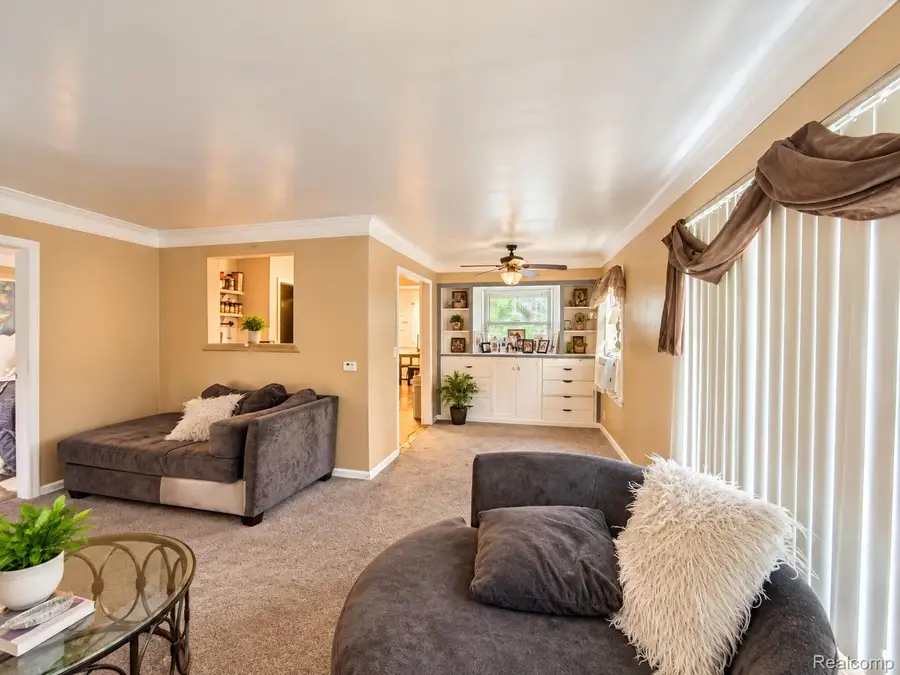 618 Chandler ST, Flint, MI 48503 - #3