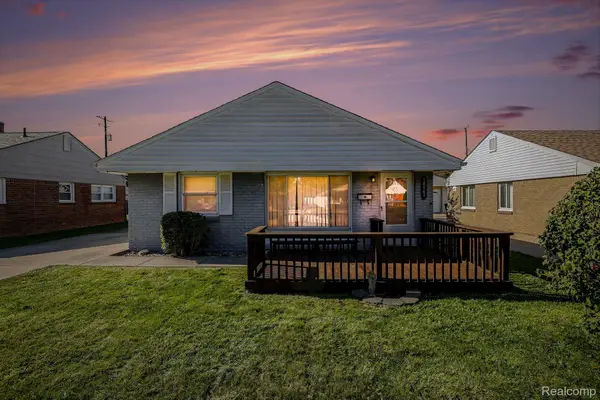 18062 Hinton ST, Riverview, MI 48193