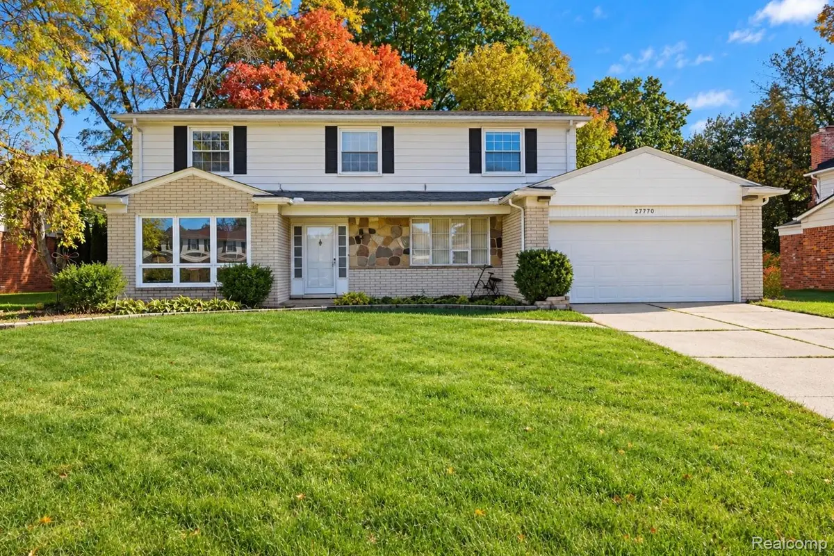 27770 Arlington DR, Southfield, MI 48076 - #1
