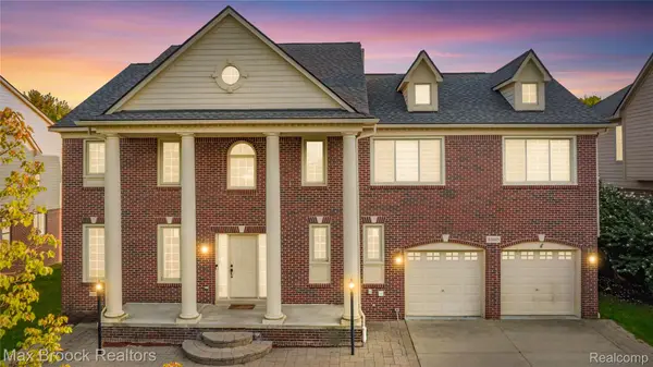 41605 Burroughs AVE, Novi, MI 48377