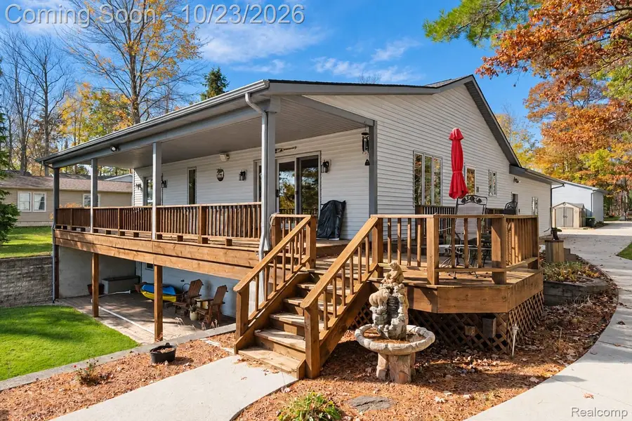 4188 Pineway DR, Gladwin, MI 48624 - #2