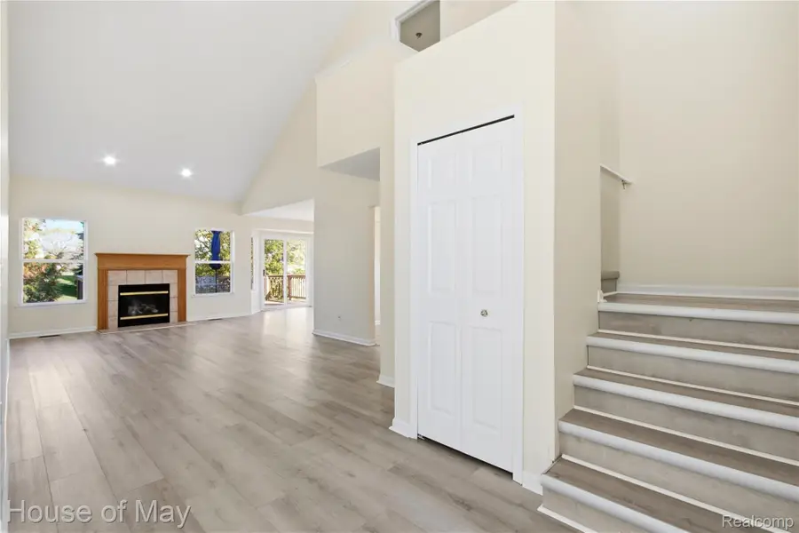 2107 Red Maple LN  # 1, Commerce, MI 48390 - #3