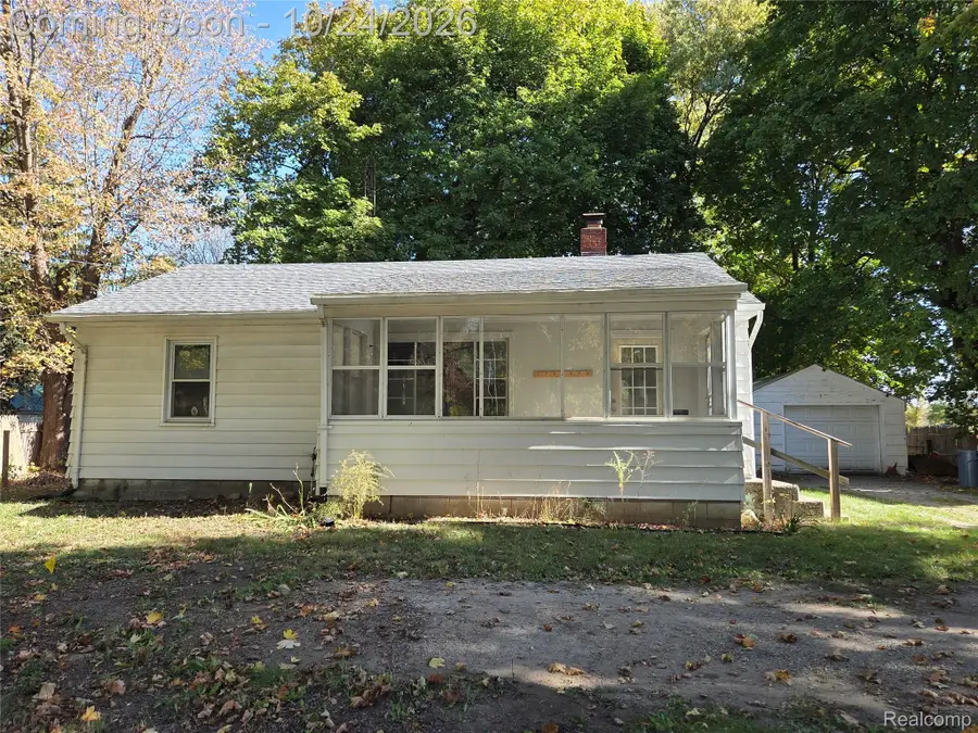 2344 N Linden RD, Flint, MI 48504 - #2