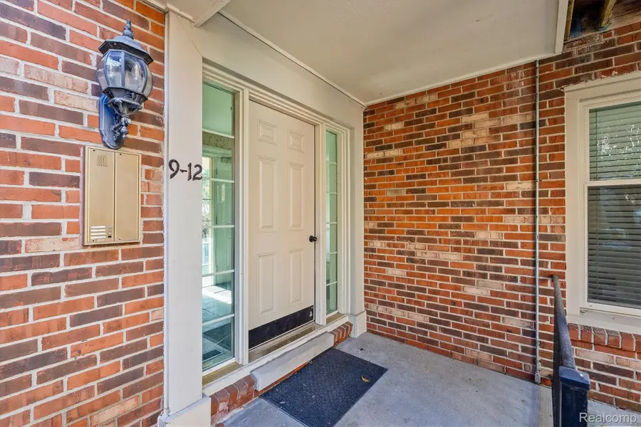 885 N Old Woodward AVE  # 9, Birmingham, MI 48009 - #3