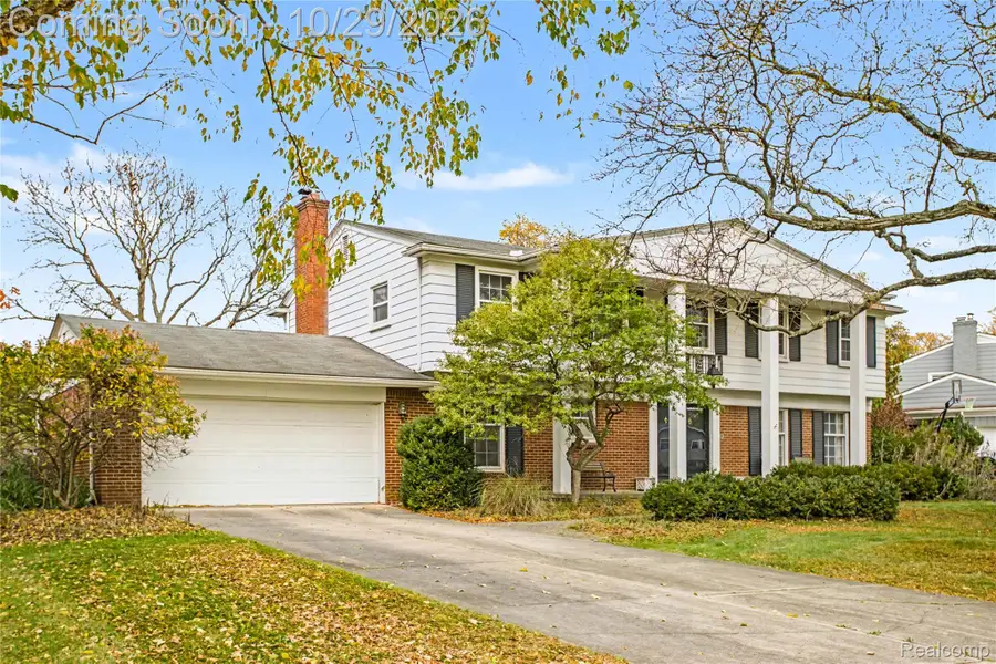 31277 Pickwick LN, Beverly Hills, MI 48025 - #3