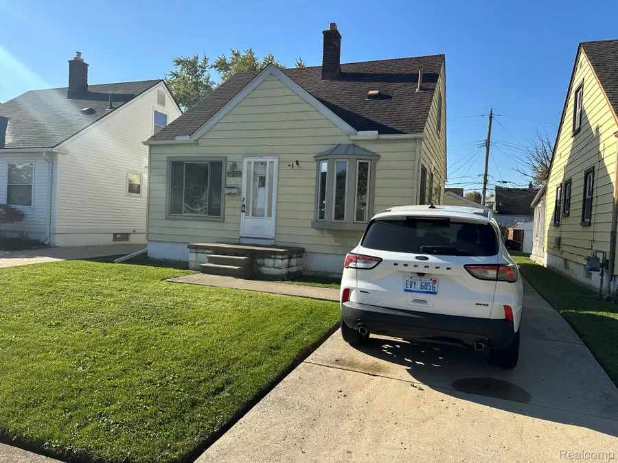 2213 Calvin AVE, Lincoln Park, MI 48146 - #3