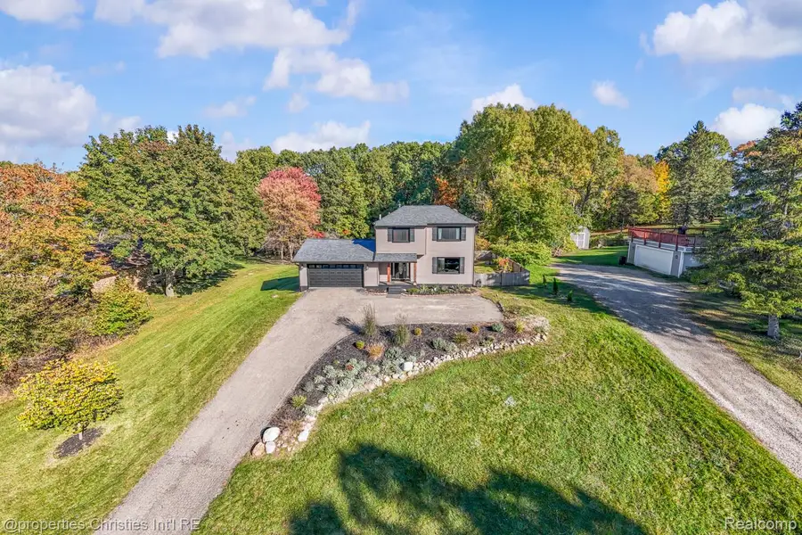 1375 Old Plank RD, Milford, MI 48381 - #2