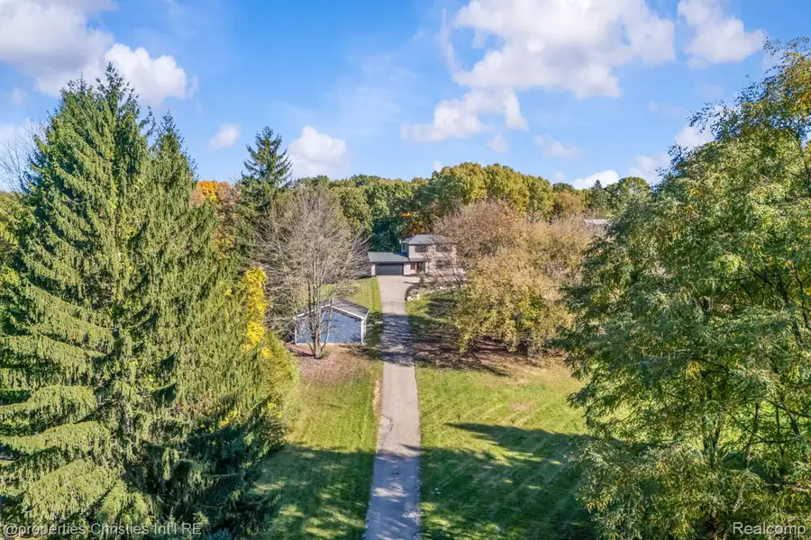 1375 Old Plank RD, Milford, MI 48381 - #3
