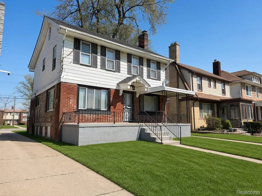 2056 Collingwood ST, Detroit, MI 48206 - #2