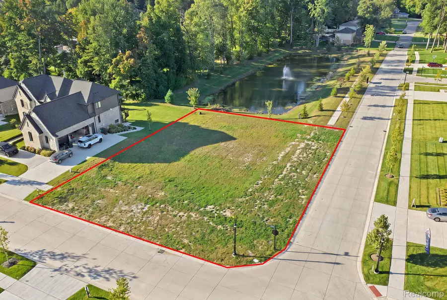11807 Encore DR, Shelby, MI 48315 - #2
