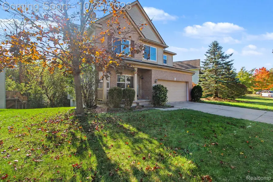 8544 Barrington DR, Ypsilanti, MI 48198 - #2