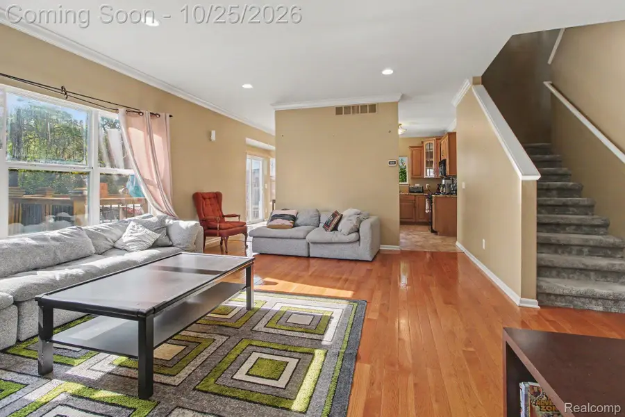 8544 Barrington DR, Ypsilanti, MI 48198 - #3