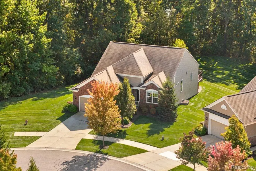 271 Bozeman CT, Howell, MI 48843 - #3
