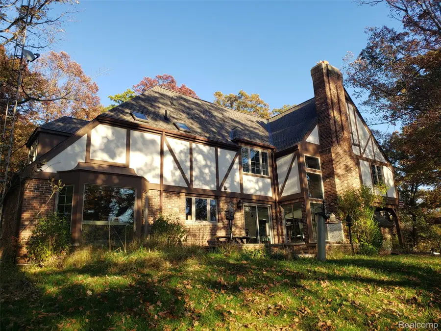 15000 Bishop RD, Byron, MI 48418 - #3