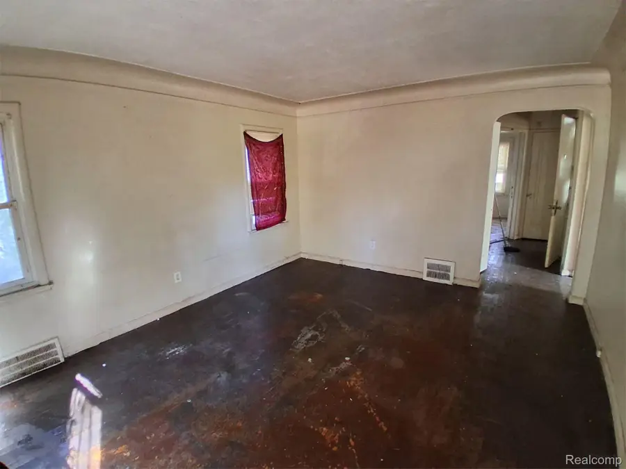 18280 Heyden ST, Detroit, MI 48219 - #3