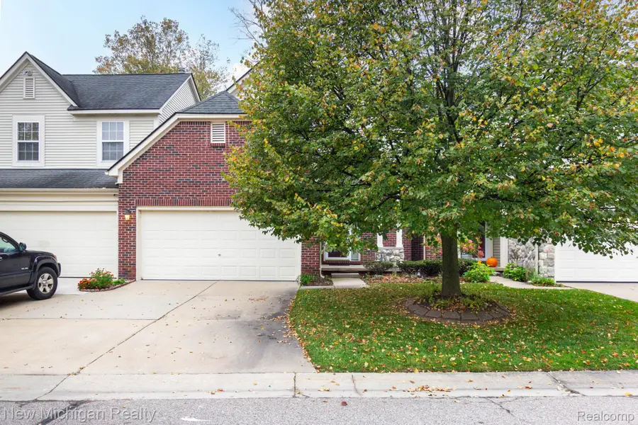 2086 Preserve CIR W, Canton, MI 48188 - #2