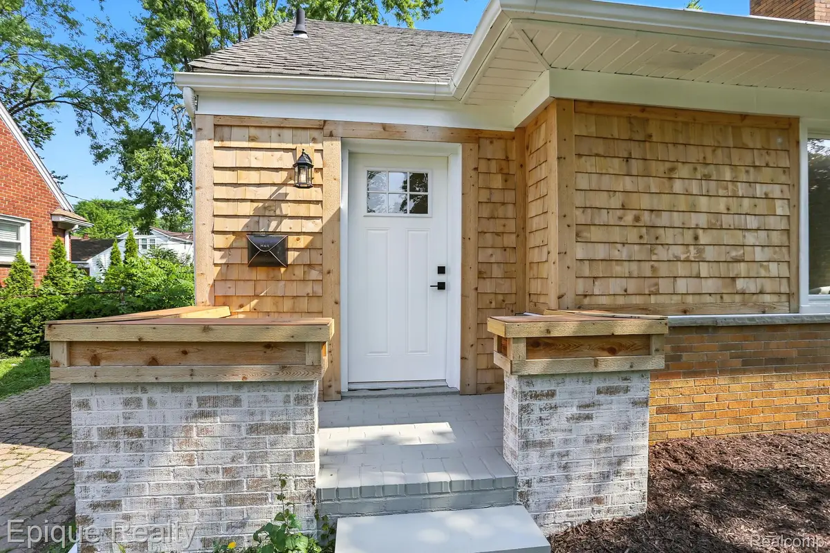 1808 W 12 Mile RD, Royal Oak, MI 48073 - #1