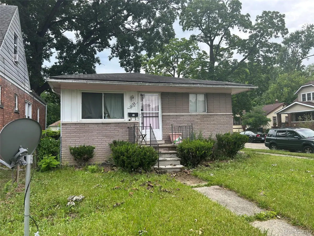 18135 Bentler ST, Detroit, MI 48219 - #1