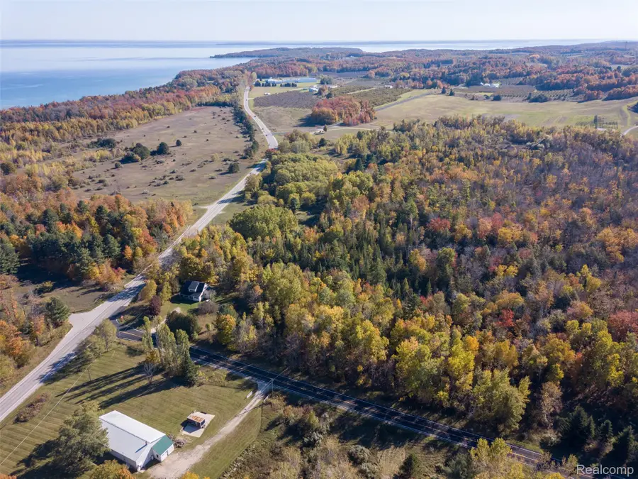 11870 E Lee Mann RD, Northport, MI 49670 - #2