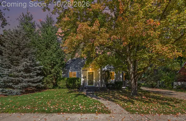 20615 California ST, StClairShores, MI 48080