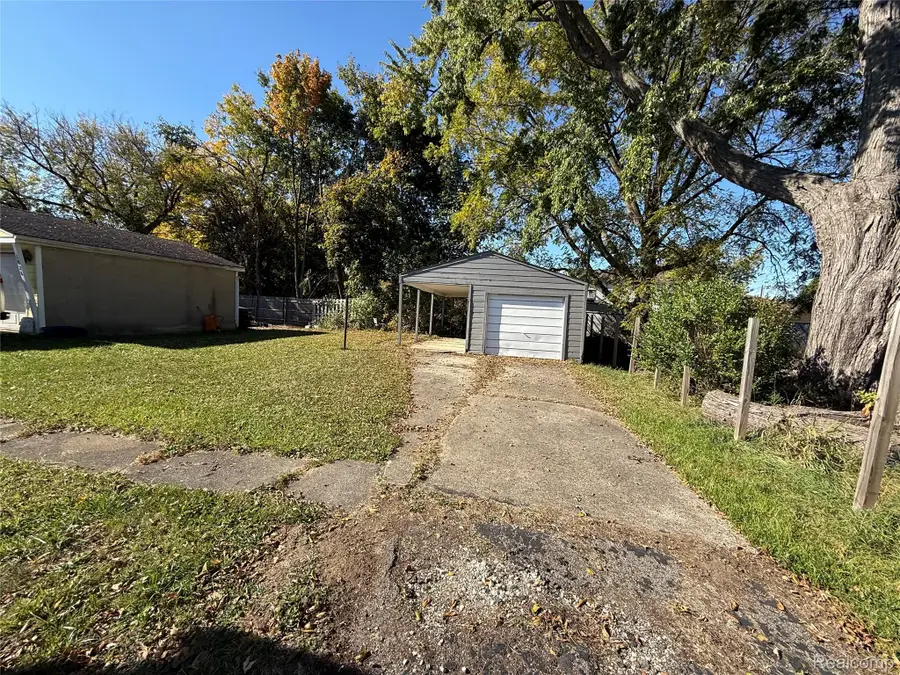 1822 Chelan ST, Flint, MI 48503 - #2