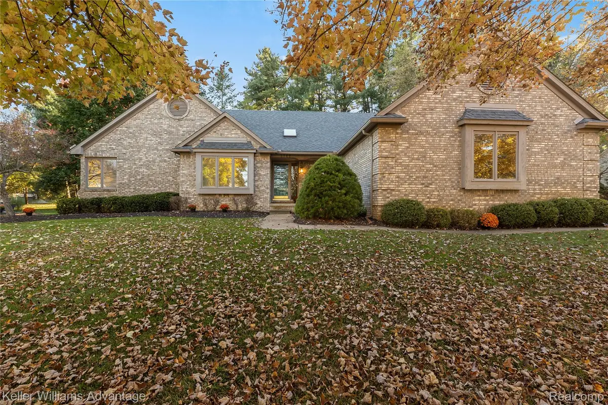 3741 Stoneridge CT, Commerce Township, MI 48382 - #1