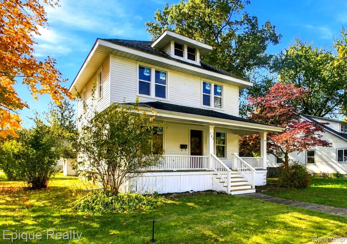 703 Smith ST, Algonac, MI 48001 - #1